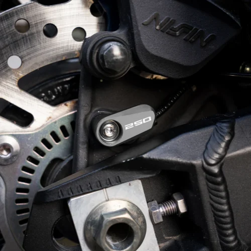 Cubierta protectora del Sensor ABS de la rueda trasera - Para Husqvarna Svartpilen 401 250 701 Vitpilen 250 Norden 901 2018-2024 - Imagen 3