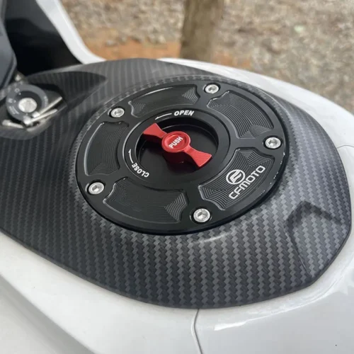 Tapa de tanque de combustible de aluminio sin llave CFMOTO 800MT, 650NK, 400GT, 400NK, 450NK, 250NK, 450SR, 250SR - Imagen 19